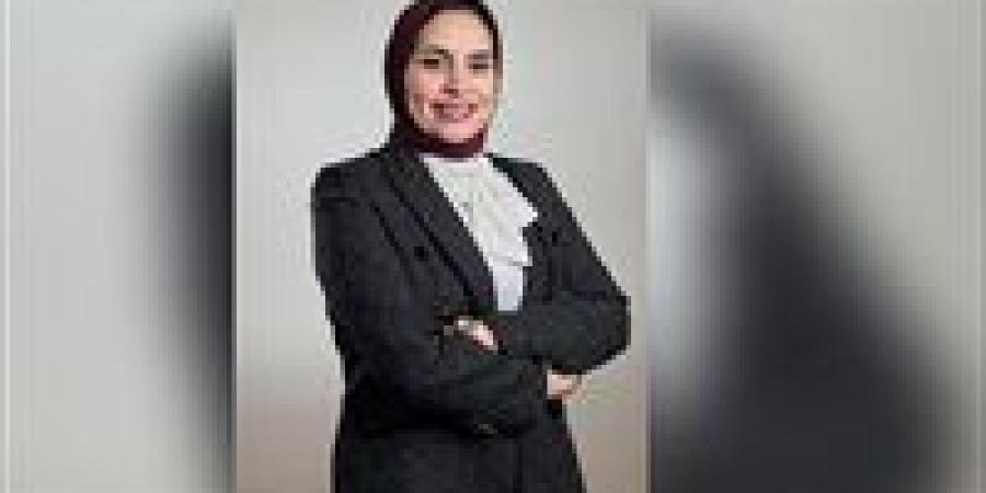 النائبة
      فاطمة
      عادل
      تكتب:
      النسوية
      وقانون
      الأسرة
      (2):
      حين
      دافعت
      كارين
      ديكرو
      عن
      الأب