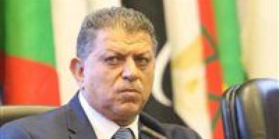 اتحاد
      كرة
      اليد
      يعتمد
      قرارات
      قوية
      لتطوير
      المنتخبات
      والمسابقات
      والتحكيم