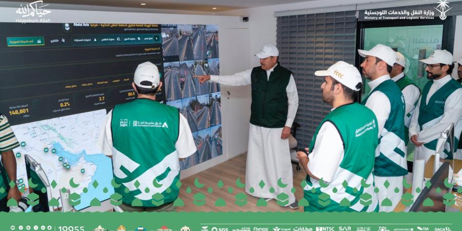 وزير النقل يتفقد منظومة النقل في المشاعر المقدسة ويؤكد جاهزيتها لخدمة ضيوف الرحمن