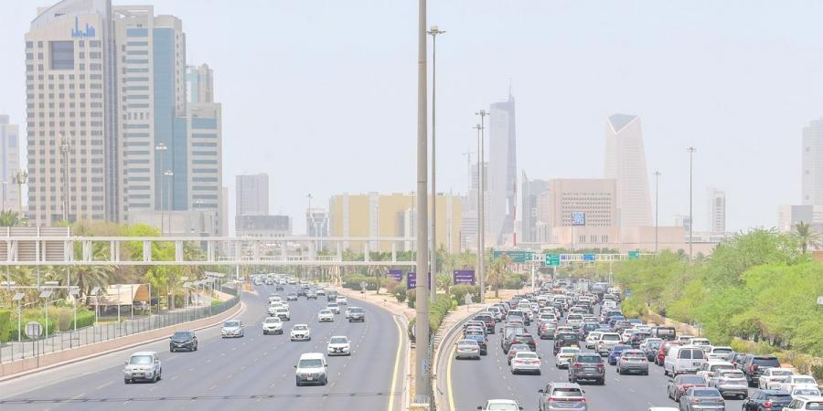 إعلانات الشوارع... تصحيح مسار للبلدية