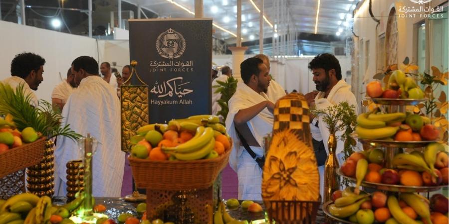 القوات المشتركة للتحالف تواصل تقديم خدماتها لذوي الشهداء والمصابين اليمنيين