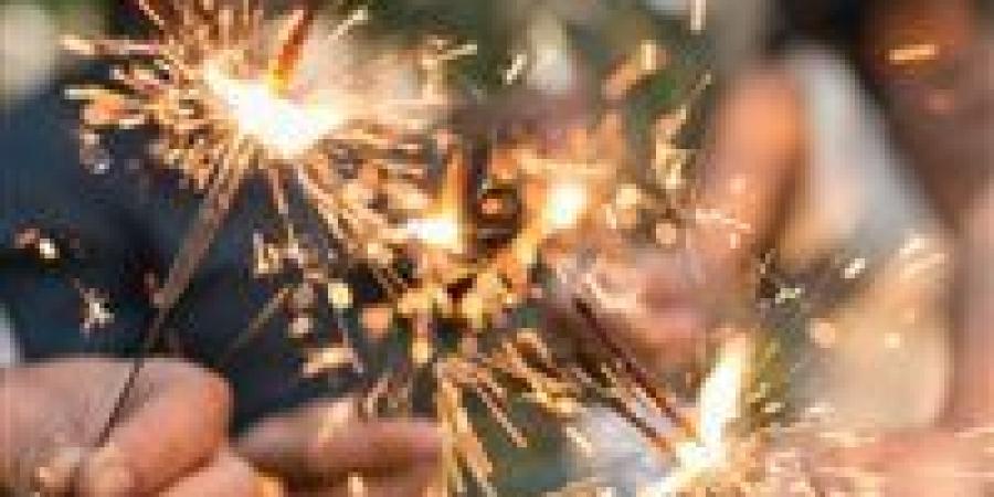 احذر
      الألعاب
      النارية
      في
      عيد
      الأضحى..
      القانون
      يفرض
      غرامة
      على
      المخالفين