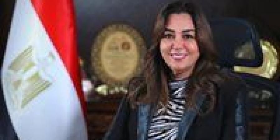 وزيرة
      التنمية
      تتابع
      مع
      المحافظين
      تطورات
      الوضع
      في
      المحافظات
      خلال
      أول
      العيد