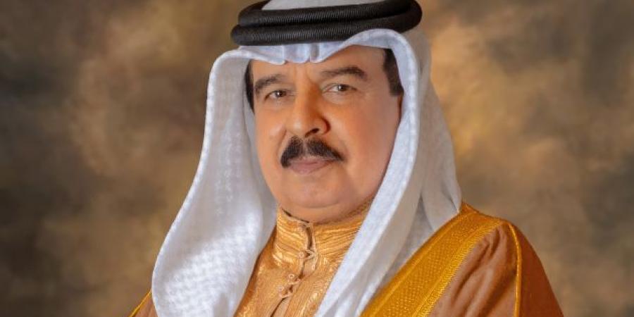 الملك حمد بن عيسى يتلقى اتصالًا هاتفيًا من الأمير بندر بن سلطان لتبادل التهاني بعيد الأضحى