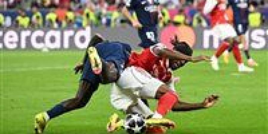 عاجل..
      باريس
      سان
      جيرمان
      الفرنسي
      بطلاً
      لدوري
      أبطال
      أوروبا
      على
      حساب
      آرسنال
      الإنجليزي
