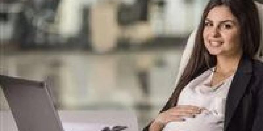 قانون
      العمل
      الجديد
      يحدد
      حالة
      وحيدة
      لحرمان
      الموظفة
      من
      أجر
      إجازة
      الوضع