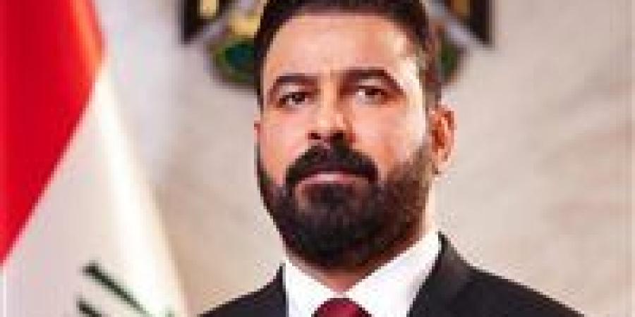 رئيس
      الوزراء
      العراقي
      يعلن
      يكشف
      عن
      تلقيه
      عرض
      رشوة
      بمليوني
      دولار