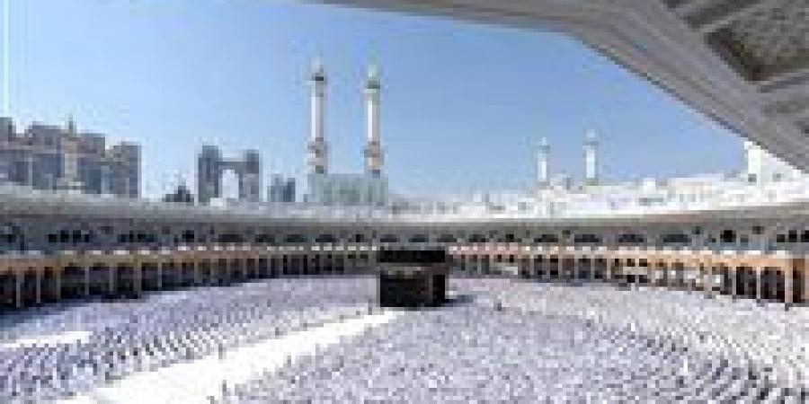 الإفتاء:
      يجوز
      أداء
      العمرة
      قبل
      قضاء
      أيام
      رمضان..
      والعقيقة
      سنة
      تسقط
      عن
      غير
      القادر
      مالياً