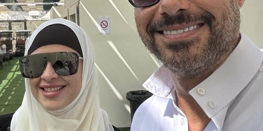 أحمد
      السعدني
      ينشر
      صورة
      من
      الحج
      مع
      ياسمين
      عبد
      العزيز
      ويعلق:
      ربنا
      يتقبل
      يا
      حاجة