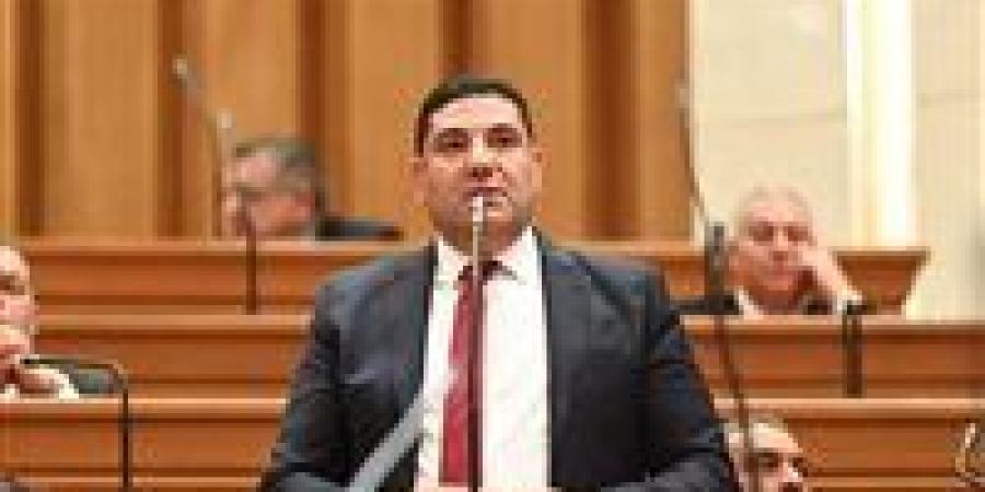 أحمد
      عبد
      المجيد:
      حملات
      إزالة
      الإشغالات
      بالإسكندرية
      خطوة
      مهمة
      لاستعادة
      الانضباط
      وتحقيق
      السيولة
      المرورية
      بالشوارع