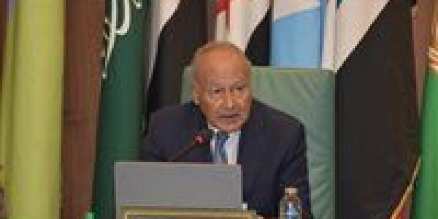 أبو
      الغيط
      يدين
      العدوان
      الإسرائيلي
      على
      لبنان
      ويطالب
      بوقف
      فوري
      لإطلاق
      النار