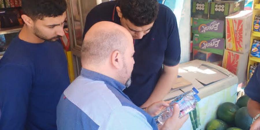 ضبط
      3148
      زجاجة
      مياه
      معدنية
      مجهولة
      المصدر
      بعدد
      من
      مدن
      محافظة
      كفرالشيخ