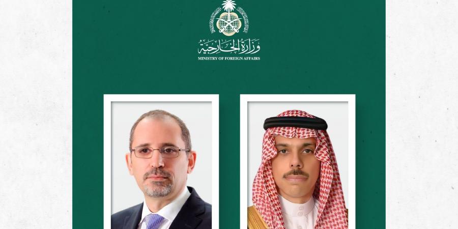 خلال اتصال هاتفي.. وزير الخارجية ونظيره الأردني يدينان الهجمات على البحرين والكويت