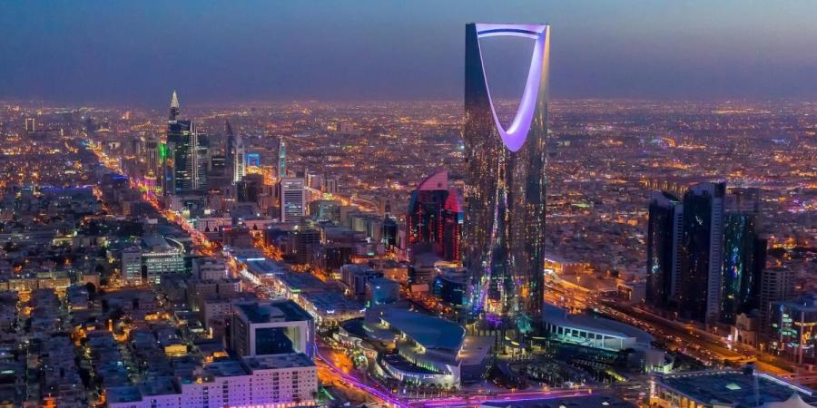 الدوام 4 ساعات في أكثر من 50 جهة حكومية بالرياض 