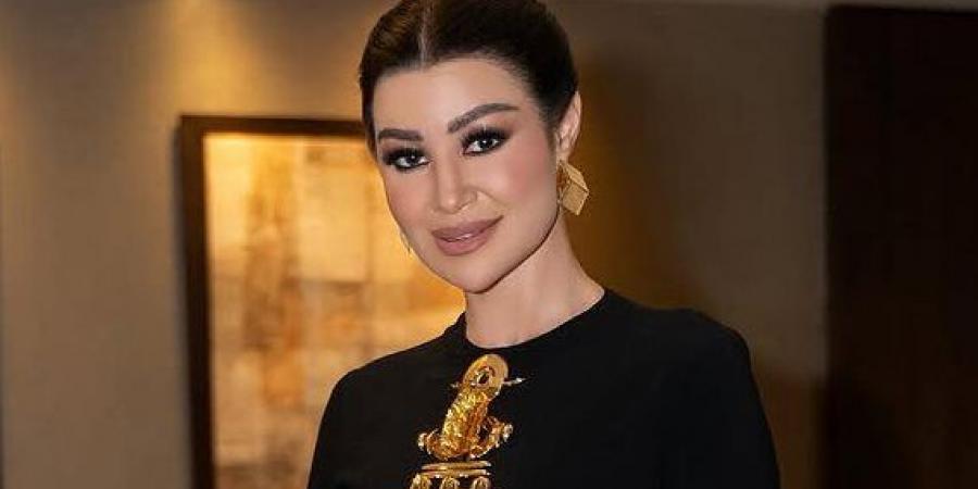 أروى
      جودة:
      كنت
      هعتزل
      التمثيل
      عشان
      شخص
      مرتبطة
      بيه