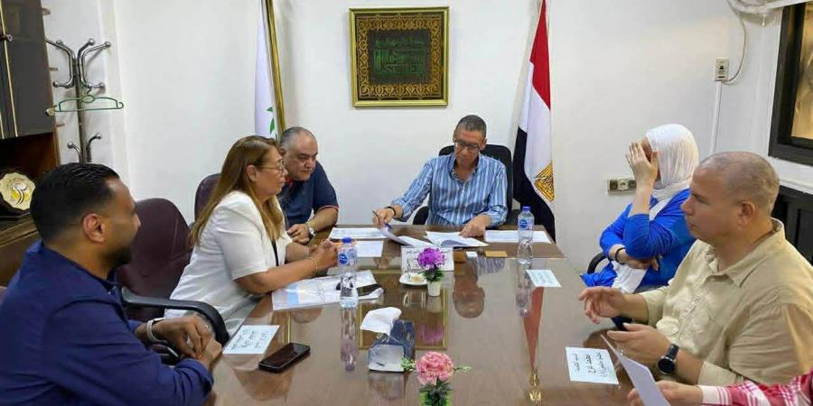 ياسر
      قمر
      وعايدة
      إسماعيل
      يوقعان
      رسميا
      اتفاقية
      بطولة
      أفريقيا
      للطائرة
      بالإسكندرية