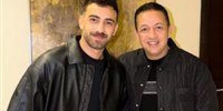الاتحاد
      السكندري
      يطلب
      تجديد
      إعارة
      يسري
      وحيد
      من
      البنك
      الأهلي
      في
      الموسم
      القادم