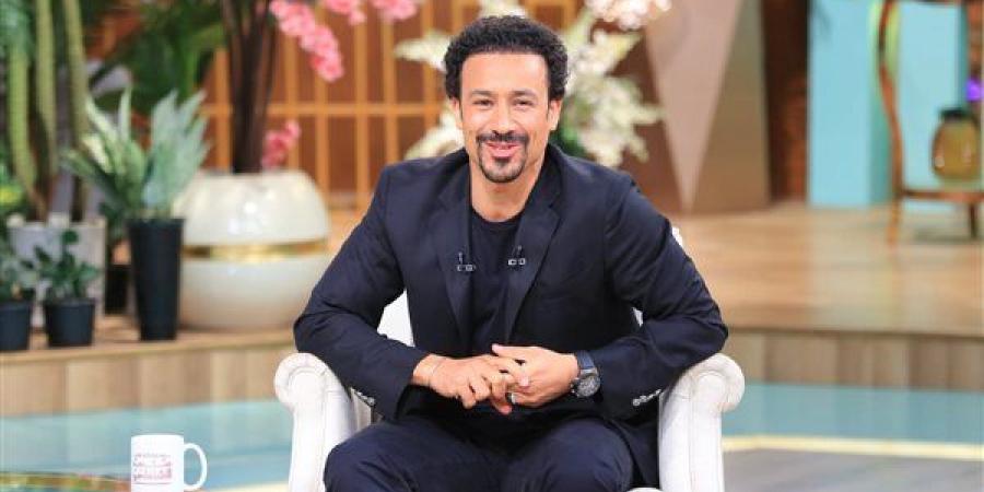 إقبال
      جماهيري
      على
      "إذما"
      بالإسكندرية..
      وأحمد
      داود
      يفاجئ
      الحضور
      بمشاهدة
      الفيلم
      معهم