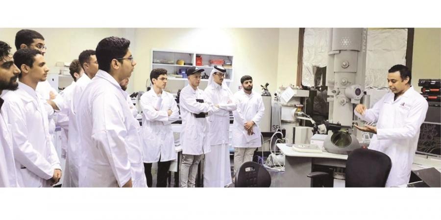 جامعة قطر تطلق أكبر برامجها الصيفية لتنمية الباحثين الشباب