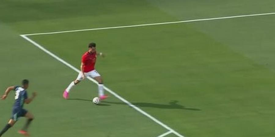مباراة
      مصر
      والبرازيل..
      مصطفى
      زيكو
      يسجل
      هدف
      التعادل
      لـ
      منتخب
      مصر
      في
      مرمى
      البرازيل