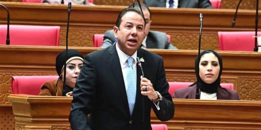 النائب
      حسن
      عمارلـ
      "
      تحيا
      مصر":
      سأتقدم
      بطلب
      إحاطة
      جديد
      خلال
      دور
      الانعقاد
      القادم
      لـ
      متابعة
      أزمة
      مستحقات
      المعاشات