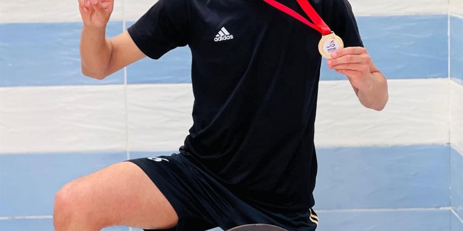 إصابة
      لاعب
      من
      ذوي
      الهمم
      بطلق
      خرطوش
      في
      العينين
      بالإسماعيلية..
      وأسرة
      اللاعب
      تطالب
      بمحاسبة
      المتسببين