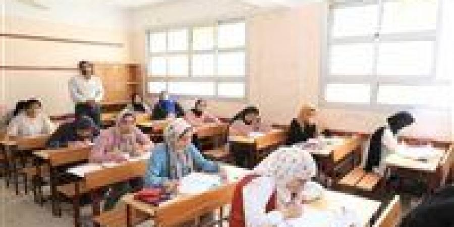 العد
      التنازلي
      بدأ..
      12
      يومًا
      فقط
      تفصل
      الطلاب
      عن
      امتحانات
      الثانوية
      العامة
      2026