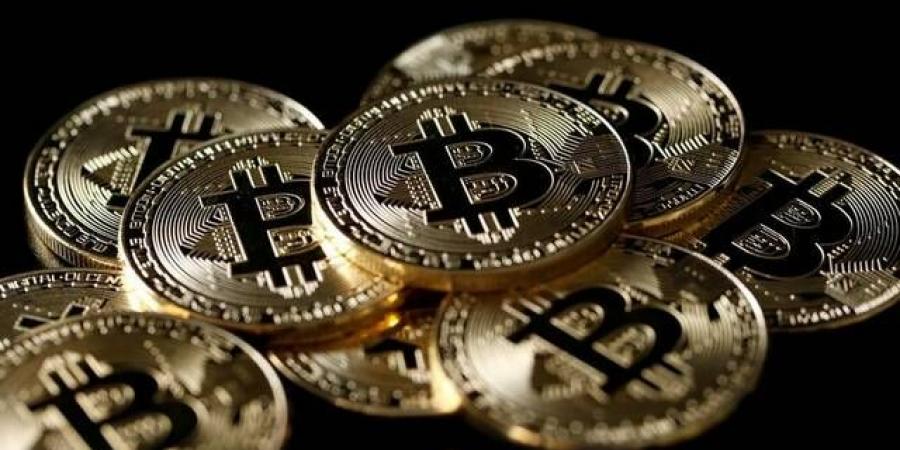 البيتكوين
      يرتد
      فوق
      63
      ألف
      دولار
      وسط
      ضغوط
      التدفقات
      الخارجة