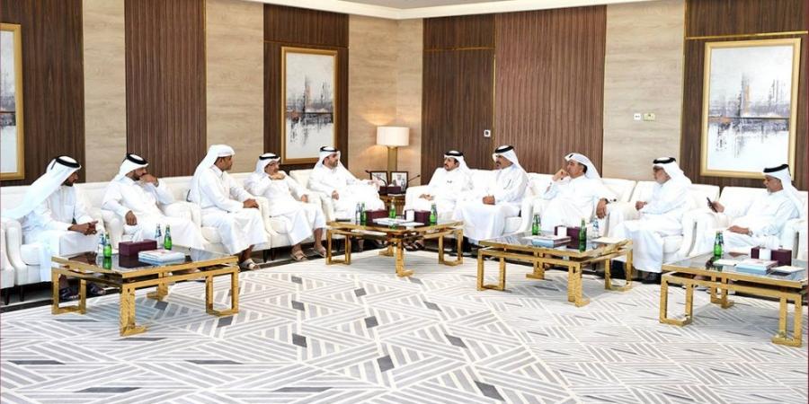 الهيئة العامة لتنظيم القطاع العقاري وغرفة قطر تستعرضان سبل دعم المطورين والمستثمرين