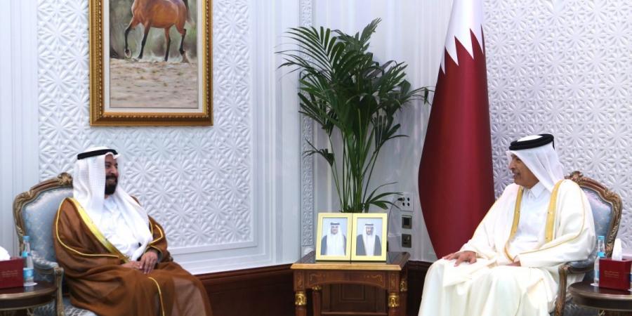 رئيس مجلس الشورى يجتمع مع السفير الإماراتي