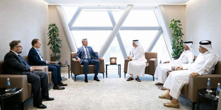 وكيل وزارة الرياضة والشباب يجتمع مع رئيس الوكالة العالمية لمكافحة المنشطات