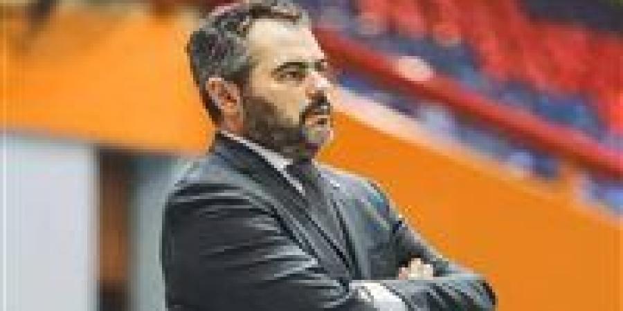 اتحاد
      السلة
      يعلن
      تشكيل
      الجهاز
      الفني
      لمنتخب
      مصر