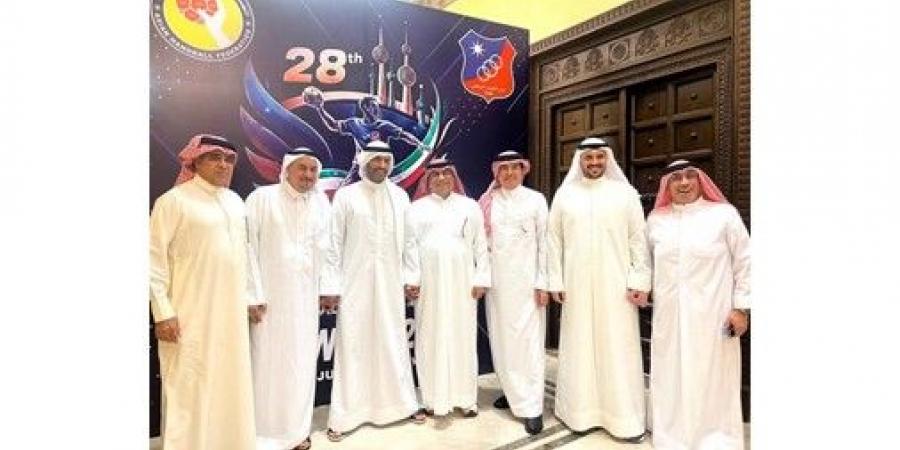 نادي
الكويت
يحتفل
بالوفود
الرسمية
المشاركة
في
«آسيوية
اليد»