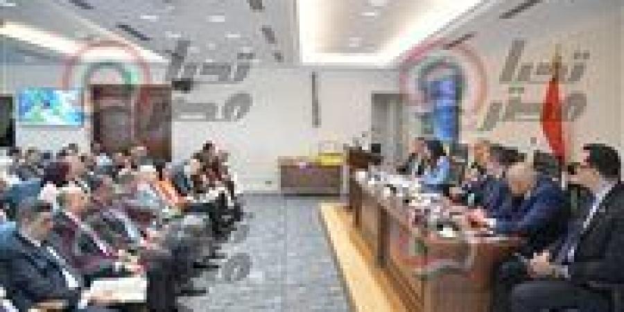 من
      حساب
      الضمان
      إلى
      تصدير
      العقار
      ومواجهة
      فوضى
      التسويق..
      حزمة
      قوانين
      وآليات
      جديدة
      لضبط
      السوق
      العقاري
      المصري