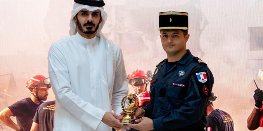 وزير الداخلية يشهد التمرين الثلاثي المشترك في مجال البحث والإنقاذ داخل المناطق العمرانية