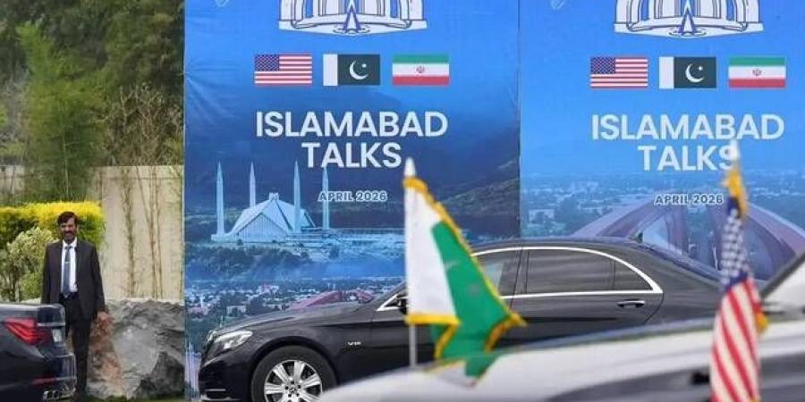 CNN: واشنطن وطهران تواصلان محادثات السلام رغم تبادل الضربات