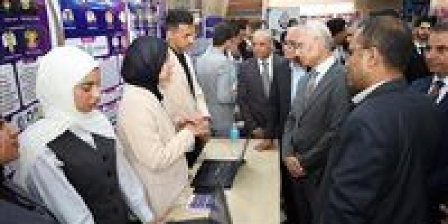 افتتاح
      الملتقى
      الثالث
      للتوظيف
      ومشروعات
      التخرج
      لحاسبات
      ومعلومات
      المنيا
      وتنفيذ
      6
      مشروعات
      لخدمة
      الحرم
      الجامعي