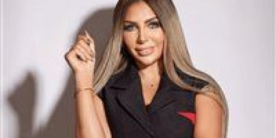 لجلسة
      8
      يوليو..
      تأجيل
      محاكمة
      سارة
      خليفة
      و27
      متهمًا
      في
      قضية
      المخدرات
      الكبرى