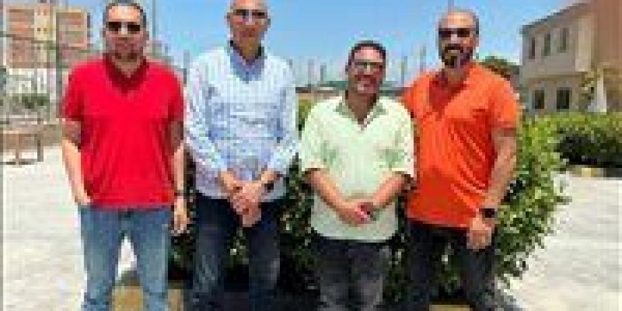 الإسكندرية
      للبترول
      يجدد
      عقد
      المدير
      الفني
      أحمد
      فاروق
      في
      الموسم
      القادم
      بالدوري
      الممتاز
      ب