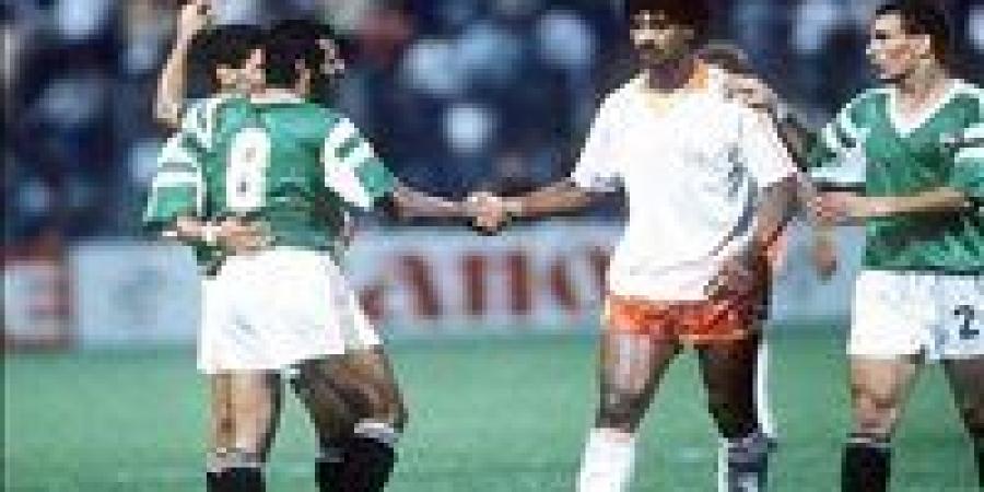 زي
      النهاردة
      من
      36
      سنة..
      منتخب
      مصر
      يحطم
      كبرياء
      الطواحين
      الهولندية
      في
      افتتاح
      مباريات
      الفراعنة
      بكأس
      العالم
      90