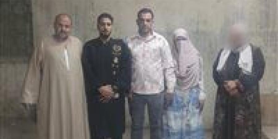 محامي
      طرفي
      مشاجرة
      فناء
      مدرسة
      الشرقية
      :
      سيتم
      عقد
      جلسة
      عرفية
      ومحاسبة
      المخطأ
      معنويا
      وماديا
