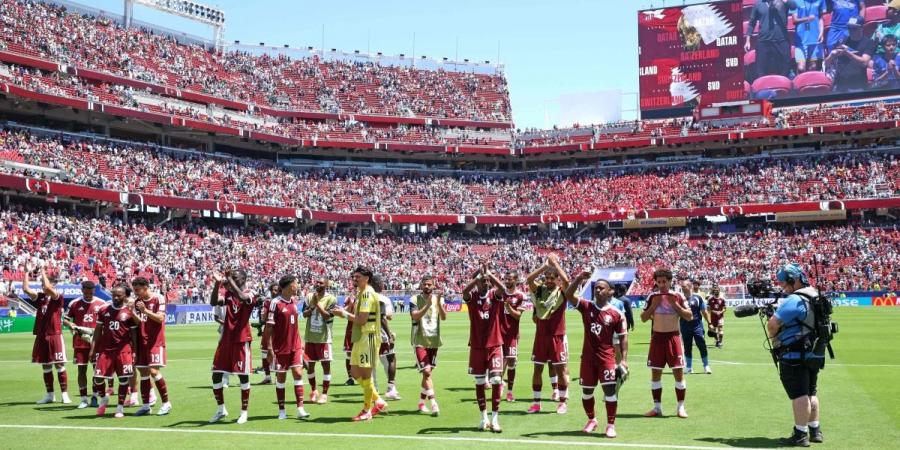وسائل إعلام عالمية تشيد بأداء منتخب قطر في مستهل مشواره بالمونديال