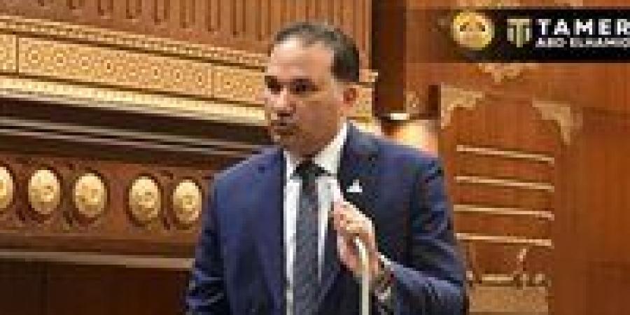 برلماني:
      الدعم
      النقدي
      أكثر
      كفاءة..
      ونجاحه
      مرهون
      بالتنفيذ
      الدقيق