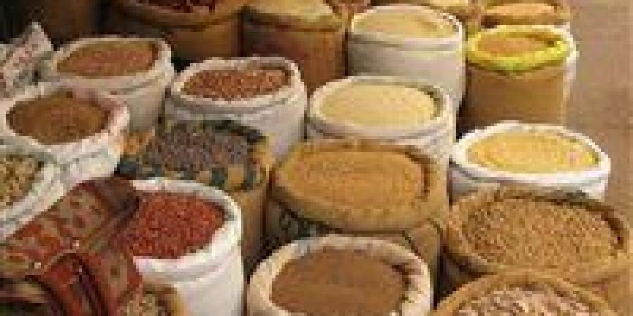 شعبة
      الحبوب:
      لدينا
      وفرة
      وتراجع
      في
      الأسعار
      وصل
      في
      بعض
      السلع
      إلى
      30%