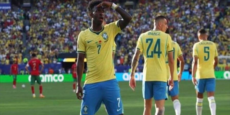 المغرب
      يسجل
      سابقة
      تاريخية
      أمام
      البرازيل
      و
      عقدة
      البدايات
      تواصل
      مطاردته
      رغم
      تعادله
      في
      كأس
      العالم