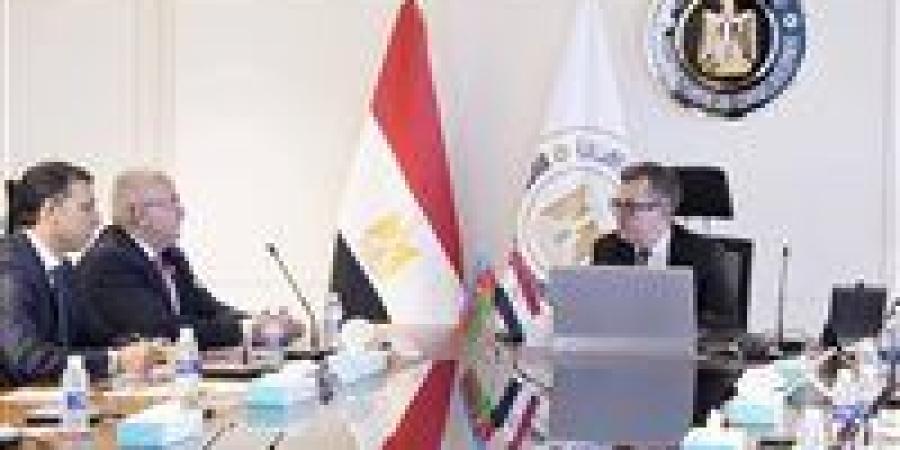 وزير
      التخطيط
      يبحث
      مع
      سفير
      أذربيجان
      صياغة
      مرحلة
      جديدة
      من
      الشراكة
      التنموية
      وتوسيع
      الاستثمارات
      المشتركة