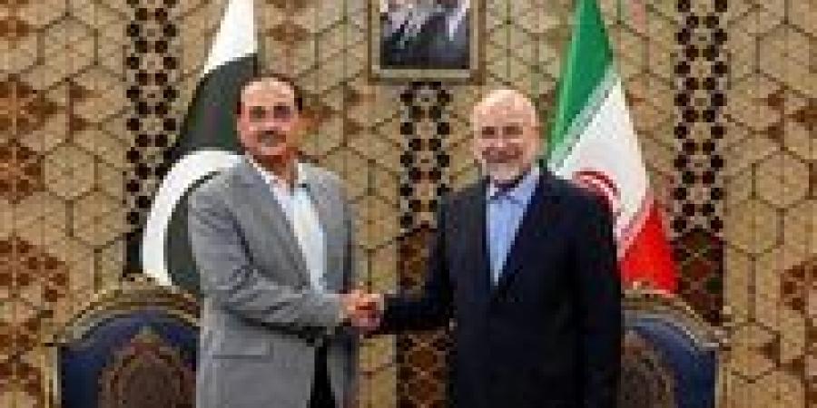 بعد
      الهجوم
      على
      بيروت..
      قاليباف
      يعلن
      شروطاً
      إيرانية
      لمواصلة
      المحادثات
      مع
      واشنطن