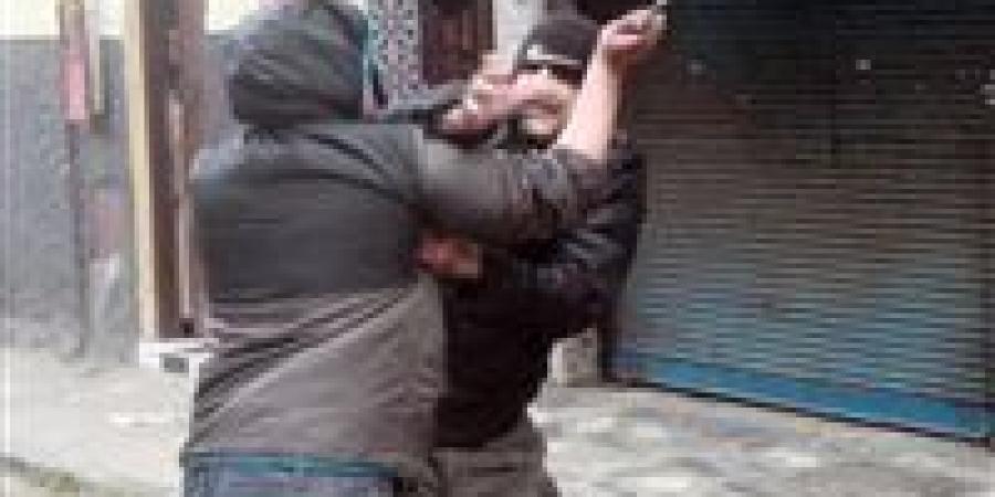 معاتبة
      انتهت
      بسلاح
      أبيض..
      سقوط
      متهمين
      بعد
      مشاجرة
      أمام
      ورشة
      في
      أسوان