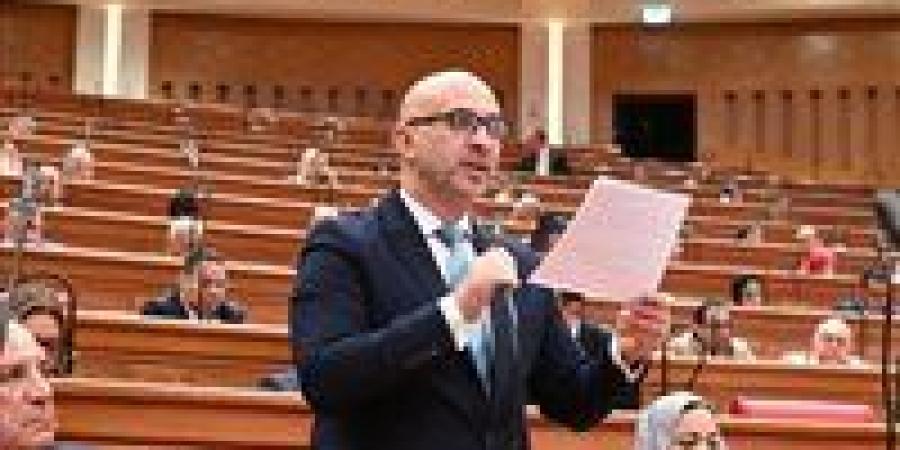 برلمانية
      الشعب
      الجمهوري:
      الموازنة
      وثيقة
      تعكس
      أولويات
      الدولة
      المصرية
      خلال
      المرحلة
      الراهنة
      وتدعم
      مسار
      الاستقرار
      المالي