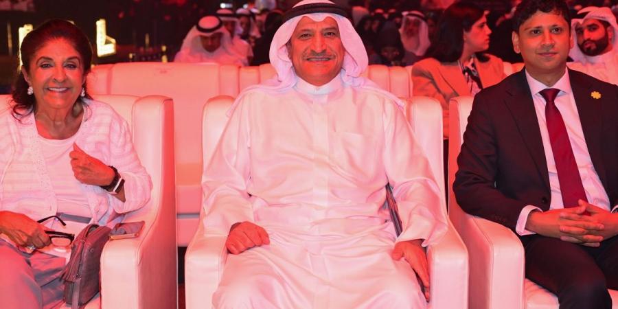 «العلوم والتكنولوجيا» تُخرّج دفعتها الـ 7 وتحتفي بالإنجازات
